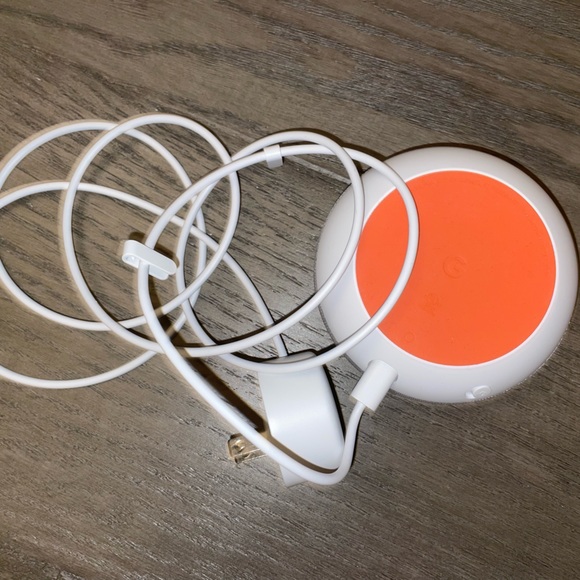 Alexa speaker - Picture 2 of 2